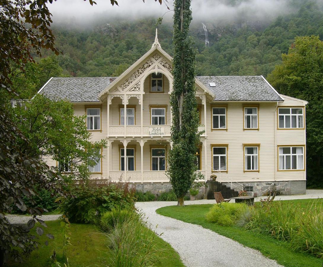 Lindstrom Hotel Laerdalsoyri Luaran gambar
