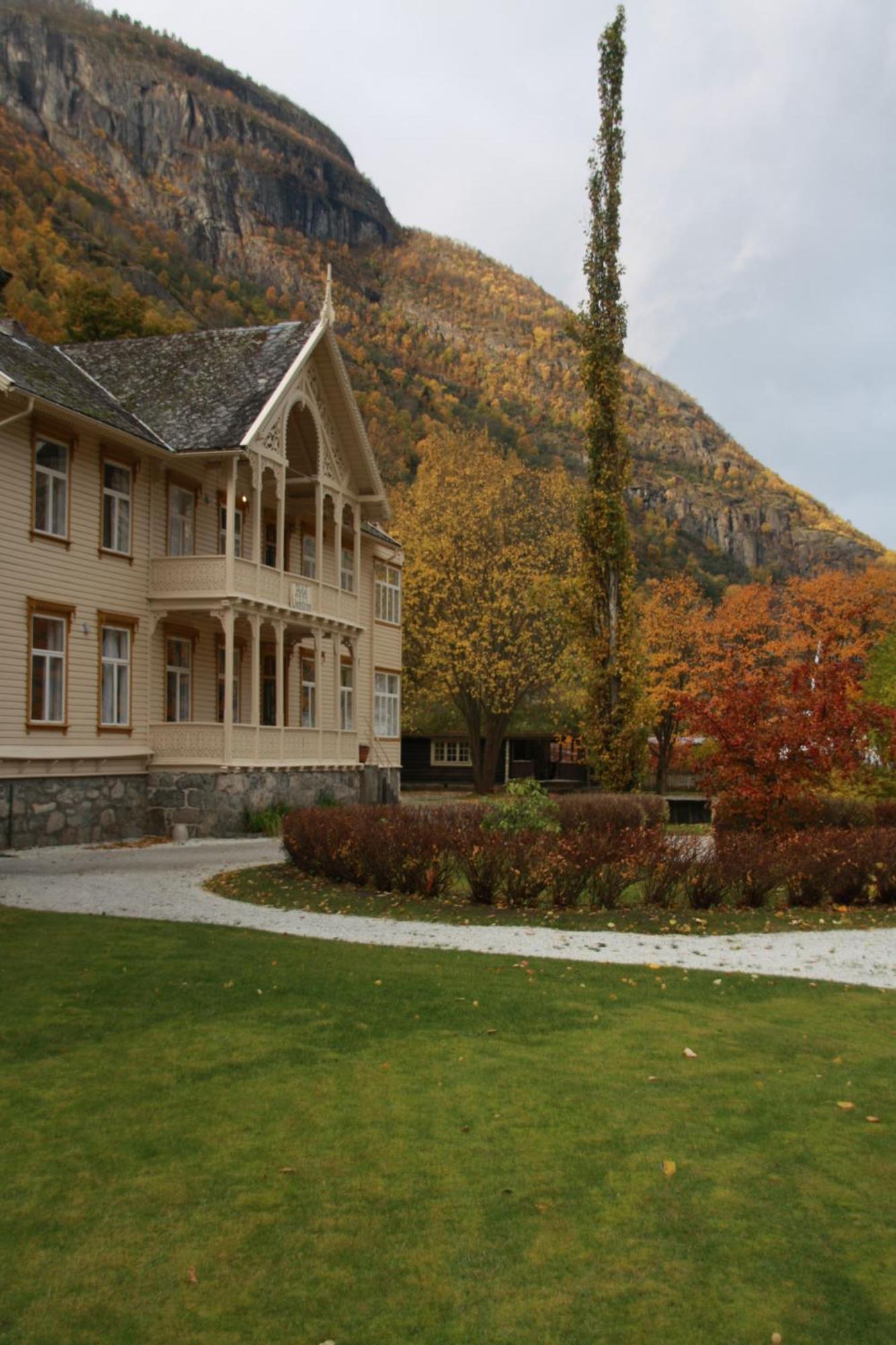 Lindstrom Hotel Laerdalsoyri Luaran gambar